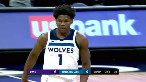 【NBA集錦】狀元秀的嗅覺 愛德華茲搶斷單臂劈山