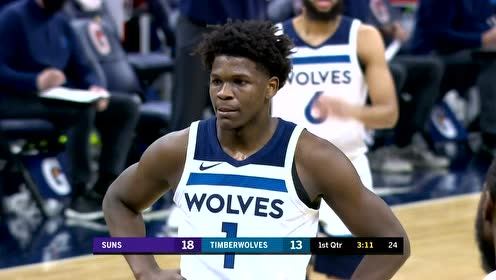 【NBA集錦】霸氣盡顯 布克一步過對手左手劈扣