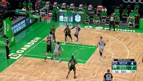 【NBA集錦】沃克罕見(jiàn)上籃不進(jìn) 還好泰斯時(shí)刻準(zhǔn)備飛天補(bǔ)扣