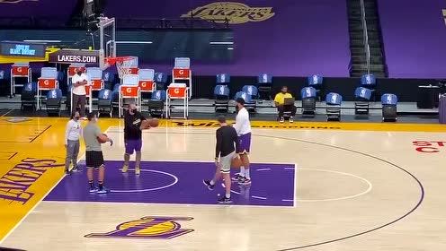 【NBA集錦】濃眉賽前進(jìn)行定點投籃訓(xùn)練 球隊希望他兩周內(nèi)回歸