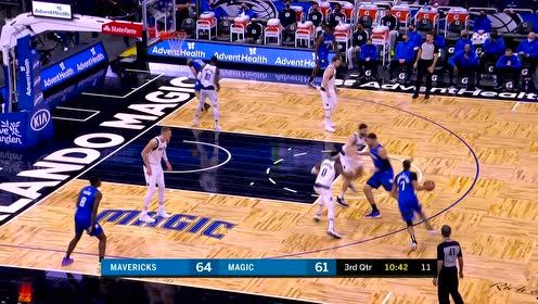 【NBA集錦】突發(fā)傷病 福尼耶空切時受傷 捂住疼痛處憤怒離場