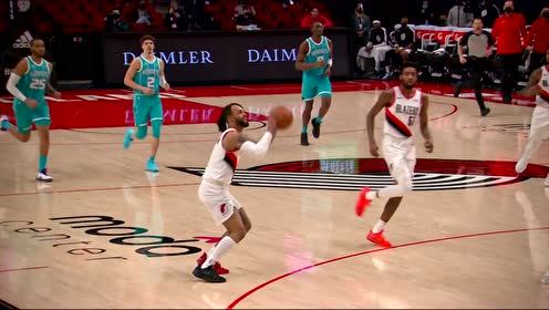 【NBA集錦】實(shí)在是太有信心了！特倫特快攻5打1追身三分空心入網(wǎng)