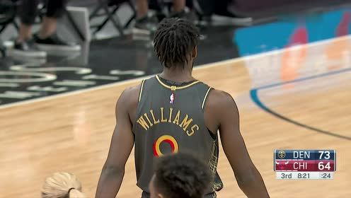 【NBA集錦】層層深入逐層瓦解 卡特頭頂連線威廉姆斯干拔上籃得手