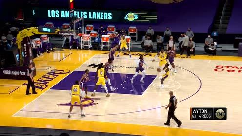 【NBA集錦】搶斷后不看球直接快攻！布克單槍匹馬反擊得分