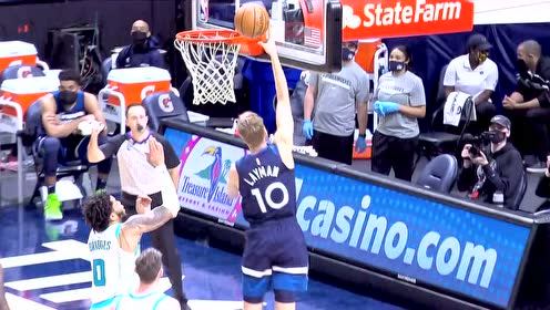 【NBA集锦】里德紧追其后钉板血帽马丁 莱尔曼夹缝求生1V3高难上篮
