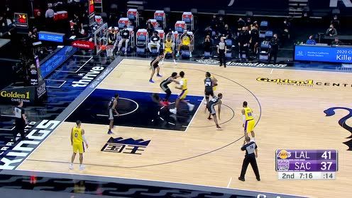 【NBA集錦】塔克偷師隆多 迷惑假傳騙過防守