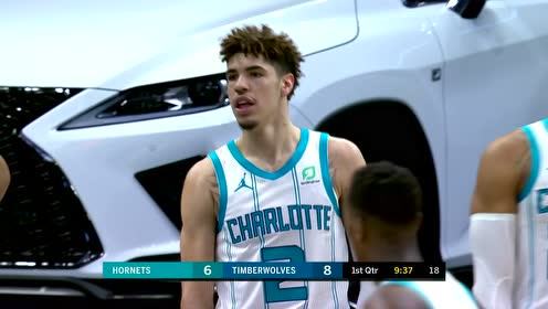 【NBA集锦】三球传球失误送机会 范德比尔特抢断暴扣一条龙