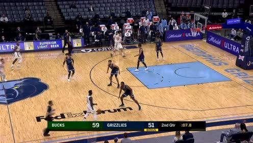 【NBA集锦】莫兰特想造犯规却命中神仙球 霍乐迪压哨上篮刚刚好