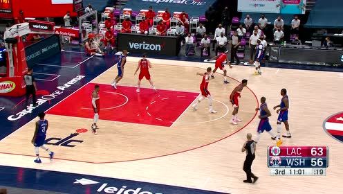 【NBA集錦】背打轉(zhuǎn)身勾手命中 八村塁單打貝弗利輕松命中