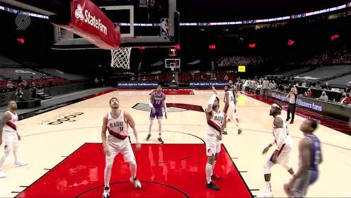【NBA集锦】这个手刹实在太灵 福克斯急停投篮打成2+1