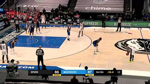 【NBA集锦】平地惊起雷!哈达威长驱直入单臂劈扣