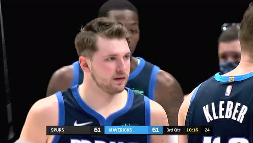 【NBA集锦】东契奇长驱直入 制造身体接触顺势出手打成2+1
