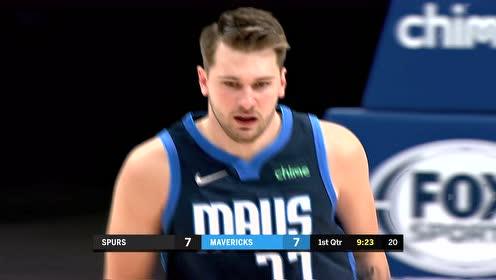 【NBA集锦】变向突破直杀内线 东契奇顶开约翰逊上篮建功