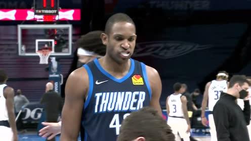 【NBA集錦】默契百分百！亞歷山大一傳過三人助飛霍福德空切暴扣
