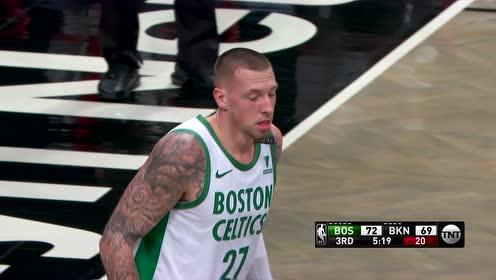 【NBA集錦】塔圖姆行進間四分衛(wèi)長傳 泰斯平地驚雷雙臂暴扣掛筐