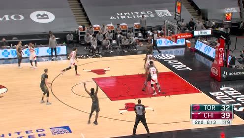 【NBA集錦】一防一攻效率驚人 馬爾卡寧先送大帽追身三分再中