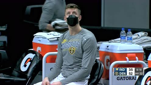 【NBA集锦】送上门的不要白不要!巴顿妙传约老师空位三分手起刀落
