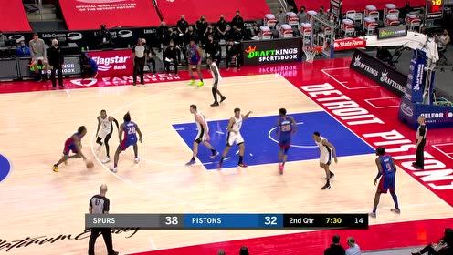 【NBA集錦】好歹也是扣將 約什杰克遜吃餅怒扣