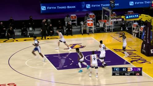 【NBA集錦】身體素質(zhì)簡直逆天 詹姆斯極限大拉桿驚艷全場