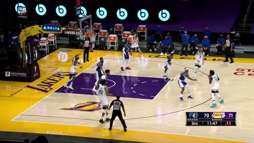 【NBA集錦】愛德華茲進攻如潮水 開局又中三分取分真穩(wěn)