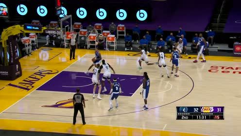 【NBA集錦】流星追月白虹貫日 詹皇助飛庫茲馬空接暴扣