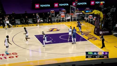 【NBA集錦】千里走單騎無人能擋 詹皇突破得分一條龍