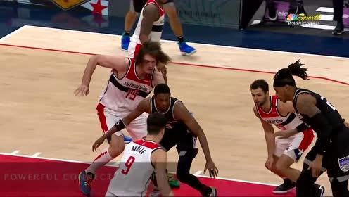 【NBA集锦】这一攻一防没的说 阿福迪亚抢断反击暴扣一条龙