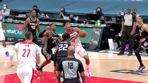 【NBA集锦】我就静静看着你 霍姆斯飞天火锅扇晕八村垒