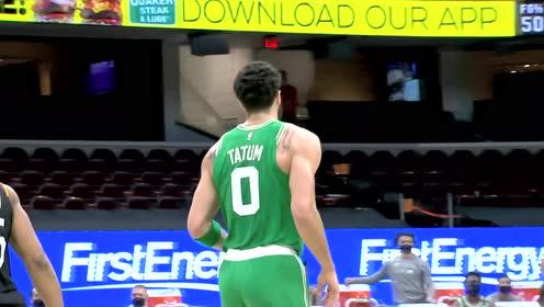 【NBA集錦】奧科羅大回環(huán)歐洲步上籃得手 塔圖姆金雞獨立還以顏色