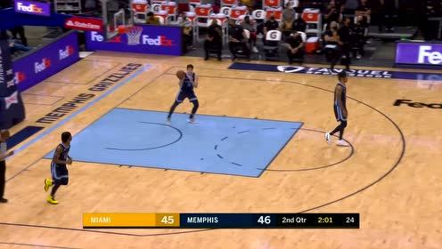 【NBA集锦】比谁狠?巴特勒三分线拔枪甩狙挽回颜面