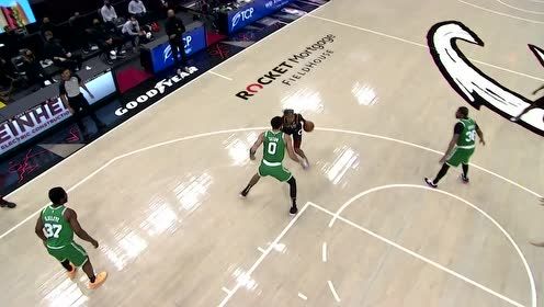 【NBA集錦】半路殺出個程咬金 南斯斜刺里殺出舉火燒天單臂劈扣