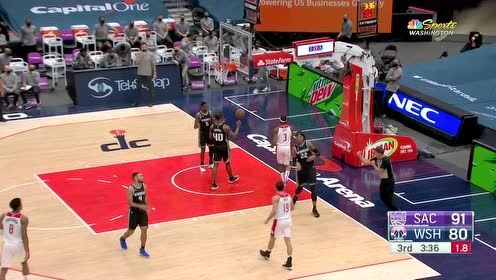 【NBA集锦】我想拿分就没有拿不到的 比尔连续突破连得5分