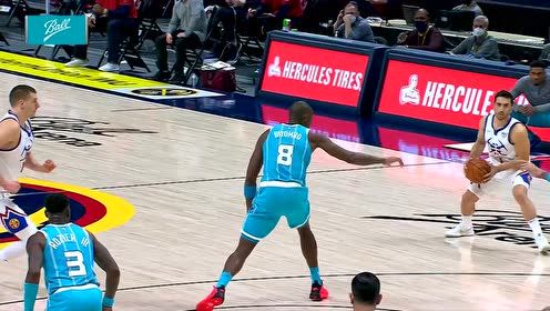 【NBA集锦】坎帕佐击地穿越2人防守 约基奇双臂拉弓战斧有点小帅