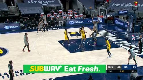 【NBA集锦】错有错着写意配合 哈登喂饼克拉克斯顿空接命中