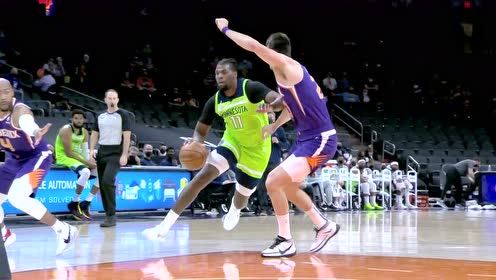 【NBA集錦】只身闖敵營(yíng) 里德見縫插針頂開防守打成2+1