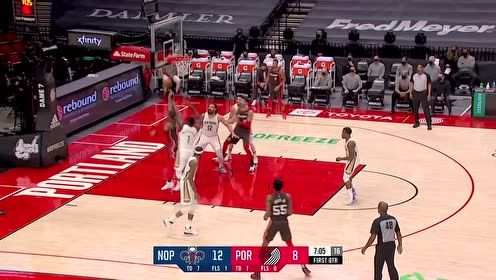 【NBA集锦】什么叫做超级巨星！利拉德首节提前“看表”拿下全队31分中的21分