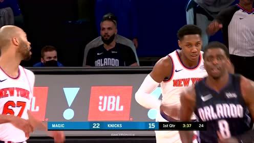 【NBA集锦】双龙戏珠!兰德尔吸引火力巴雷特移形换步再斩2分