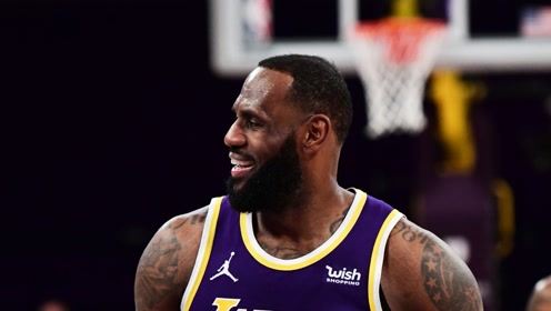 【NBA集锦】詹姆斯vs黄蜂集锦 37分进攻端如天神下凡