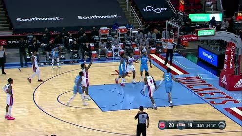 【NBA集錦】玩的太花了！沃爾風(fēng)騷背運(yùn)腦后長(zhǎng)眼妙傳助飛伍德雙臂暴扣