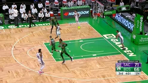 【NBA集锦】霍姆斯助攻巴恩斯扣篮得手 沃克如法炮制妙传威廉姆斯双手炸筐