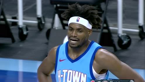 【NBA集錦】如入無人之境！豪斯腳踩彈簧滑翔暴扣技驚四座