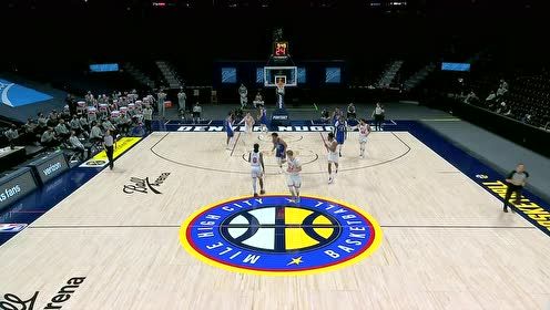 【NBA集锦】一点浩然气千里快哉风 马尔卡宁暴扣得手惊艳全场