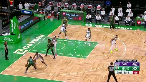 【NBA集锦】小打大教科书 沃克利用脚步生突巴恩斯上篮得手