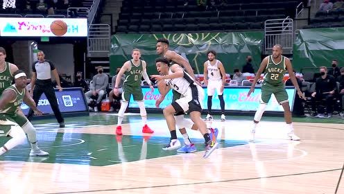 【NBA集锦】大哥出马一个顶俩!杰克逊假突妙传德罗赞底角架炮轰筐