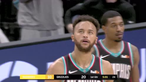 【NBA集锦】莫兰特杀入禁区鬼手送妙传 安德森底角高难度失衡打成3+1