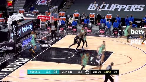 【NBA集锦】做饼也有一套 乔治妙传穿越两人防守