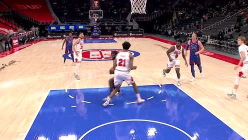 【NBA集錦】格蘭特巨龍撞擊頂飛楊 信手上籃還有2+1