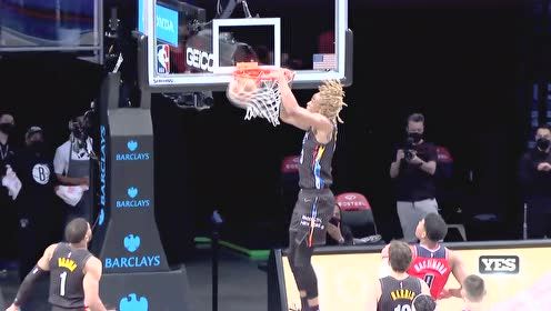 【NBA集锦】克拉克斯顿空接暴扣 落地后将篮球一脚踢飞