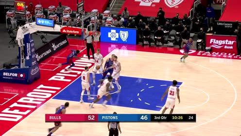 【NBA集錦】賴特雨燕掠波晃過防守 跳起強上硬拿2分