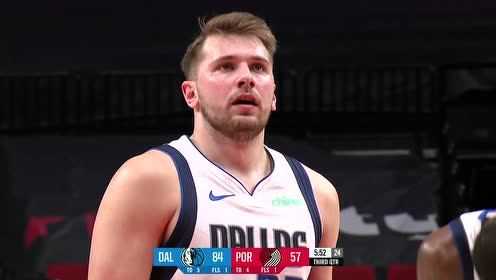 【NBA录像回放 原声】独行侠vs开拓者 第3节英文原声回放